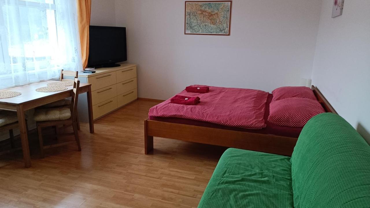 Apartmanek U Lanovky Apartment