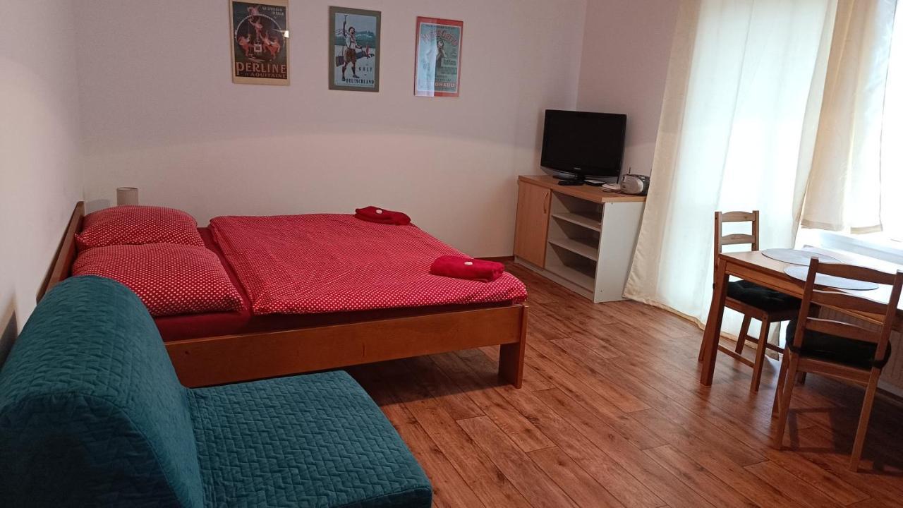 Apartmanek U Lanovky Apartment *
